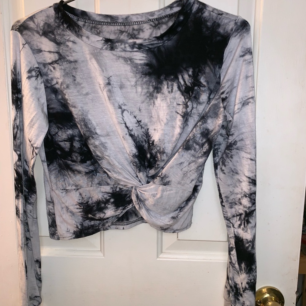 Tie dye crop top long sleeve